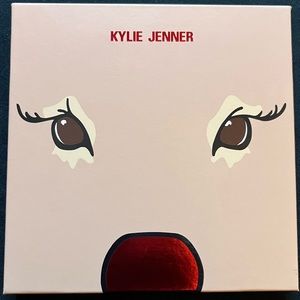 Kylie Cosmetics-Limited Edition Holiday Pressed Powder Palette. Eyeshadow
